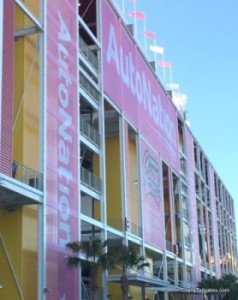 AUTONATION CUREBOWL TAILGATE