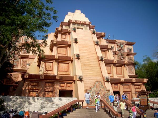 Cinco de Mayo at Epcot’s Mexican Pavilion